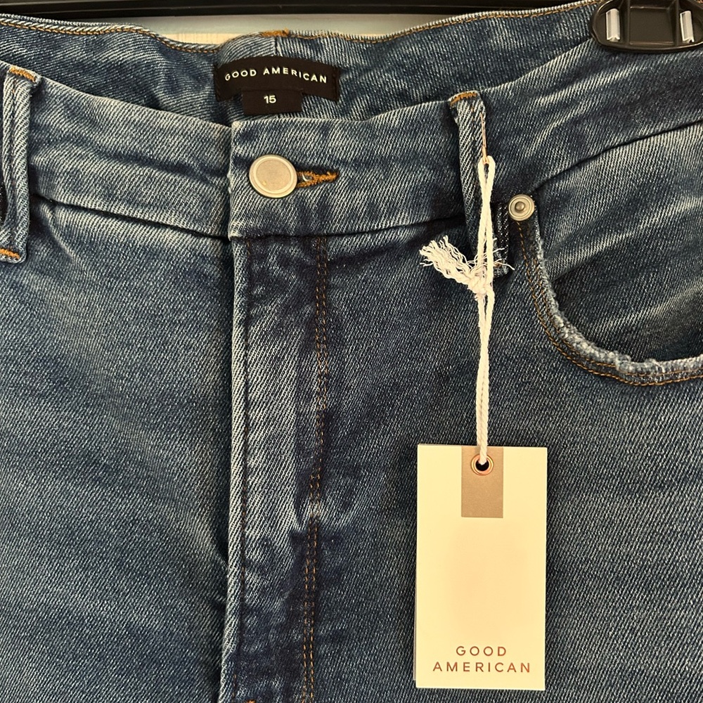 NWT Good American Good Skate Flare Denim Jeans